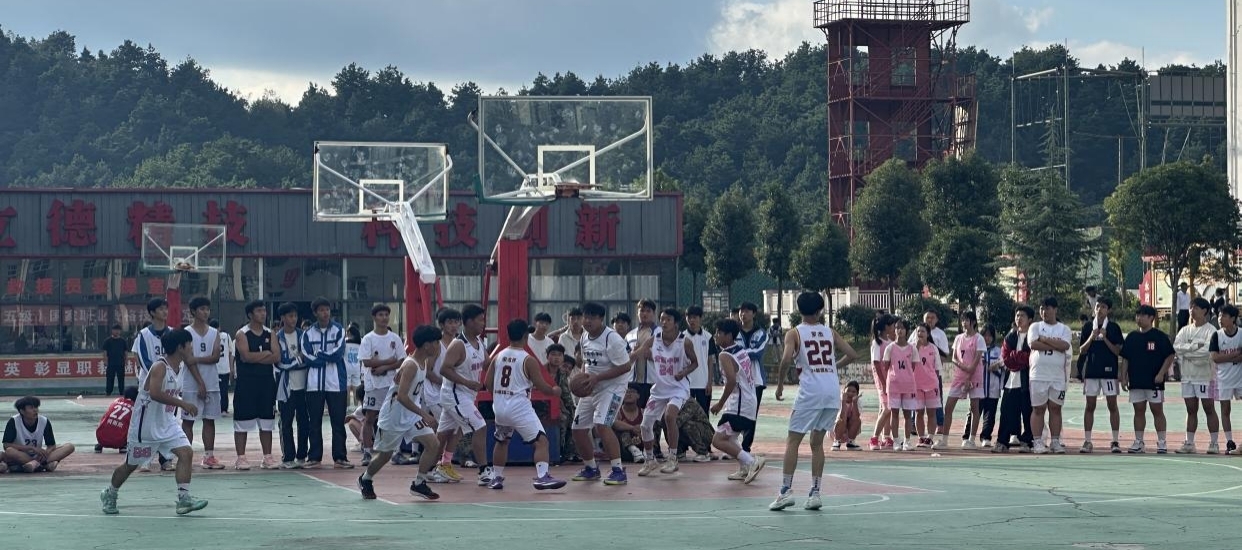 青春“篮”不住，热血启新程——我校第三届“迎新杯”篮球赛盛大开幕